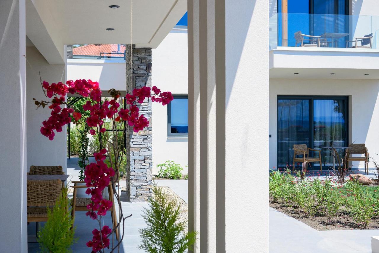 Amyntas Seafront Hotel Néos Marmarás Exterior foto